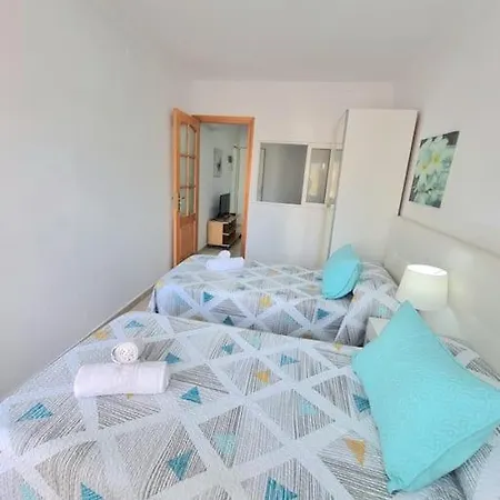 Suecia Lirio Los Cristianos (Tenerife)